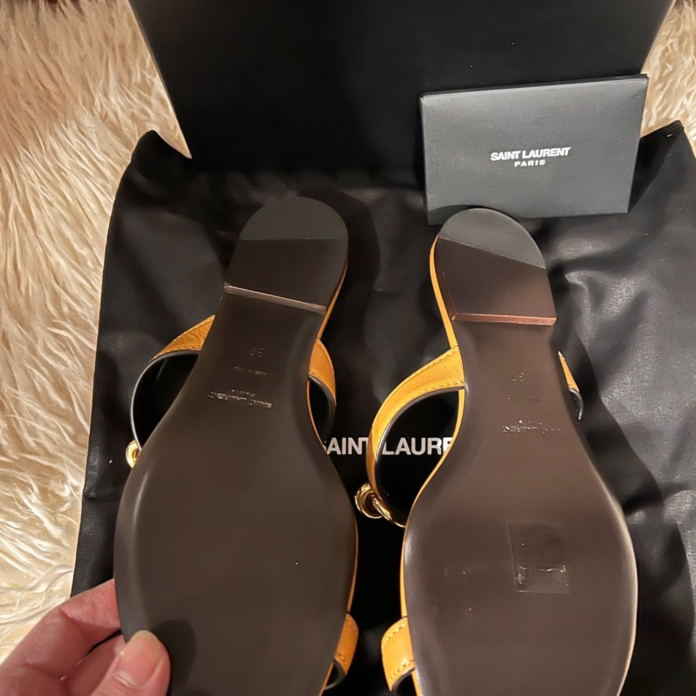 Saint Laurent Sandals - Picture 6 of 8